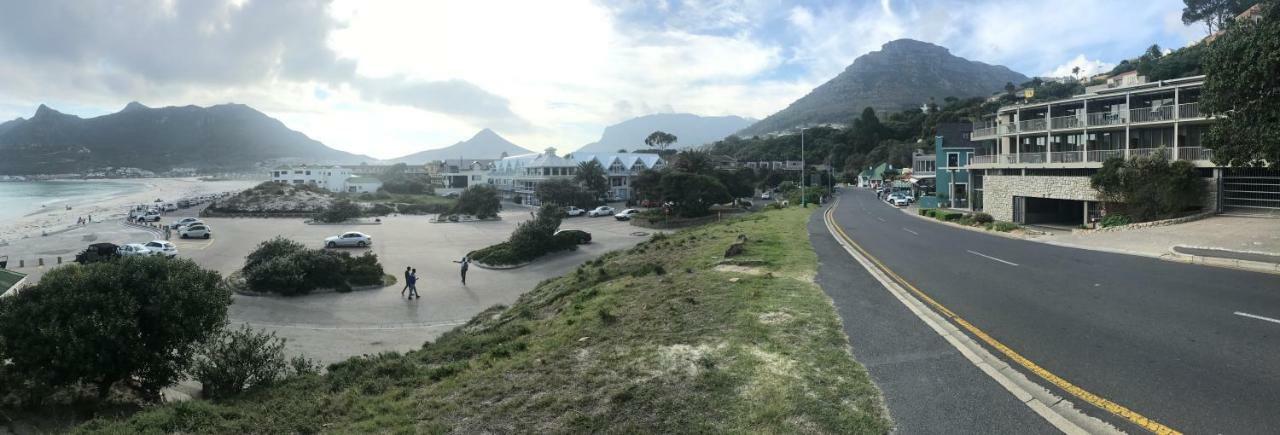 Chapmans Peak Beach Hotel Hout Bay Exterior photo